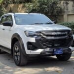 2025 Isuzu D-Max interior cabin