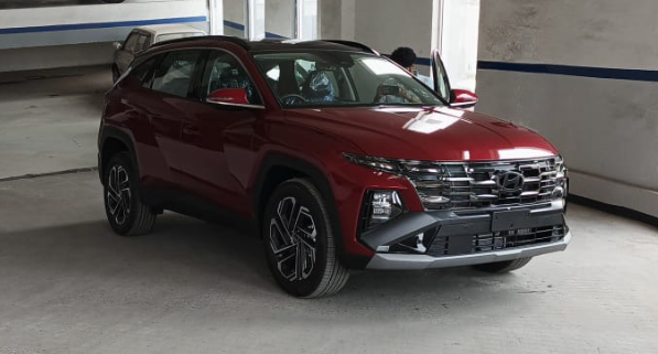 Tucson Hybrid Official Price Revealed, Delivery Date Confirmed